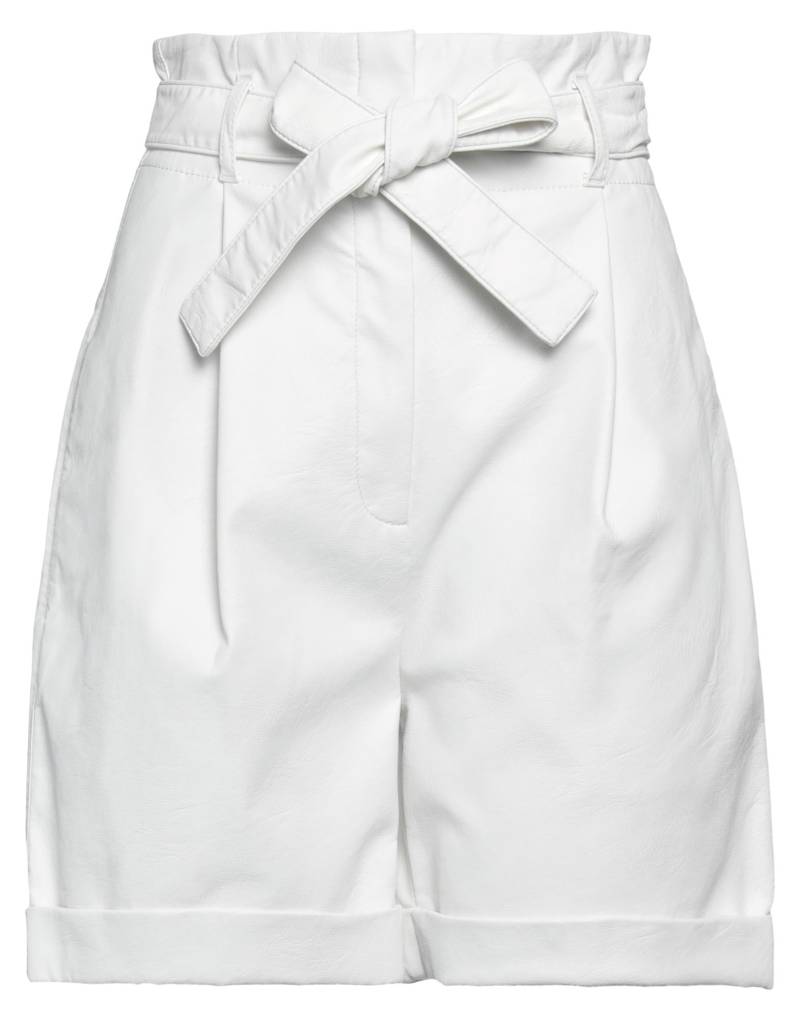 PHILOSOPHY di LORENZO SERAFINI Shorts & Bermudashorts Damen Weiß von PHILOSOPHY di LORENZO SERAFINI