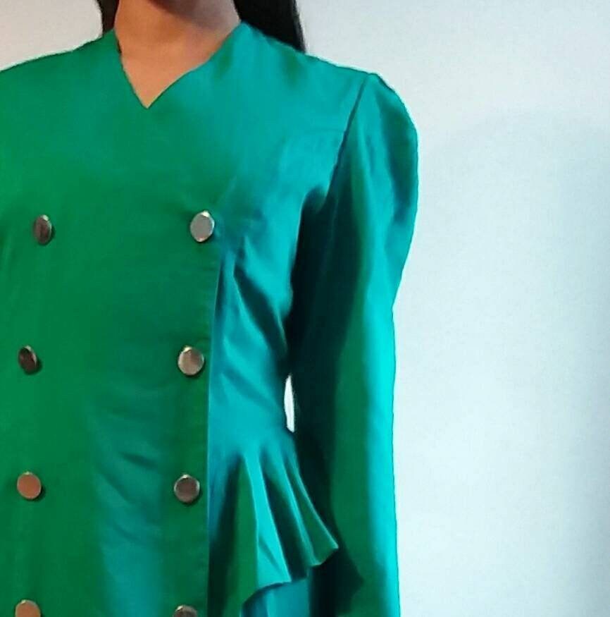 90Er 80Er Kelly Emerald Green Power Zweireihiges Kleid Gold Buttons Größe 12 von PIECEofStyle