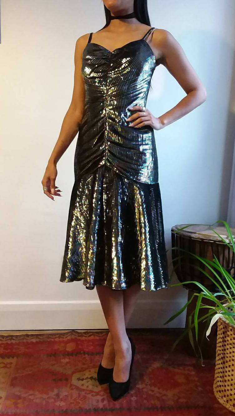 Vintage 70Er 80Er Jahre Silber Paillettenkleid Gr. 10 von PIECEofStyle