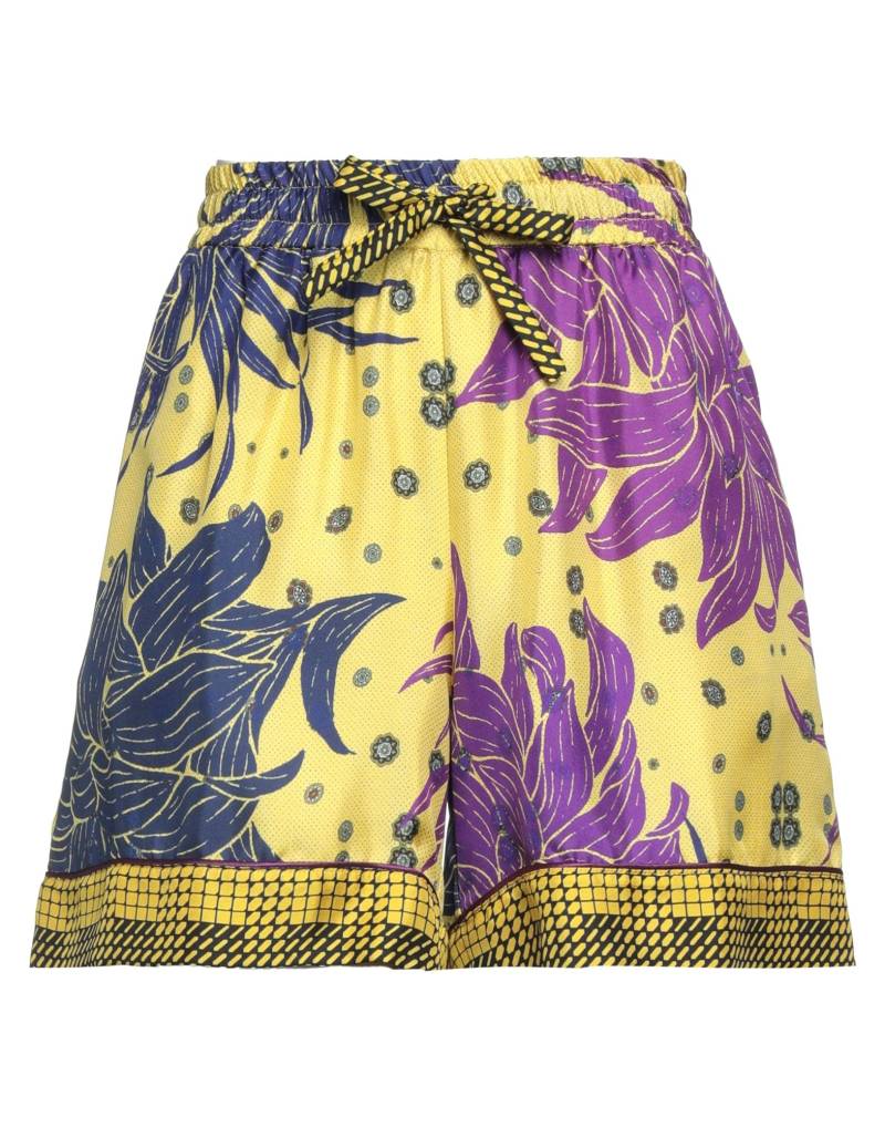 PIERRE-LOUIS MASCIA Shorts & Bermudashorts Damen Ringelblume von PIERRE-LOUIS MASCIA