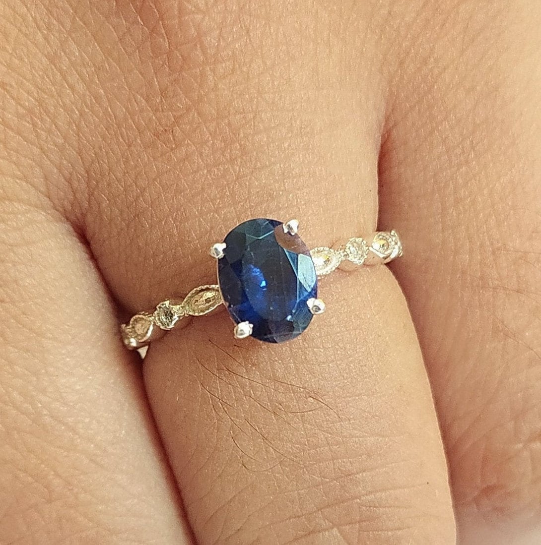 Einzigartiger Iolith Verlobungsring-Blauer Solitär Ring 925 Sterling Silber-Blauer Geburtsstein Vintage Ring-Iolith Ehering Für Sie von PILWALS