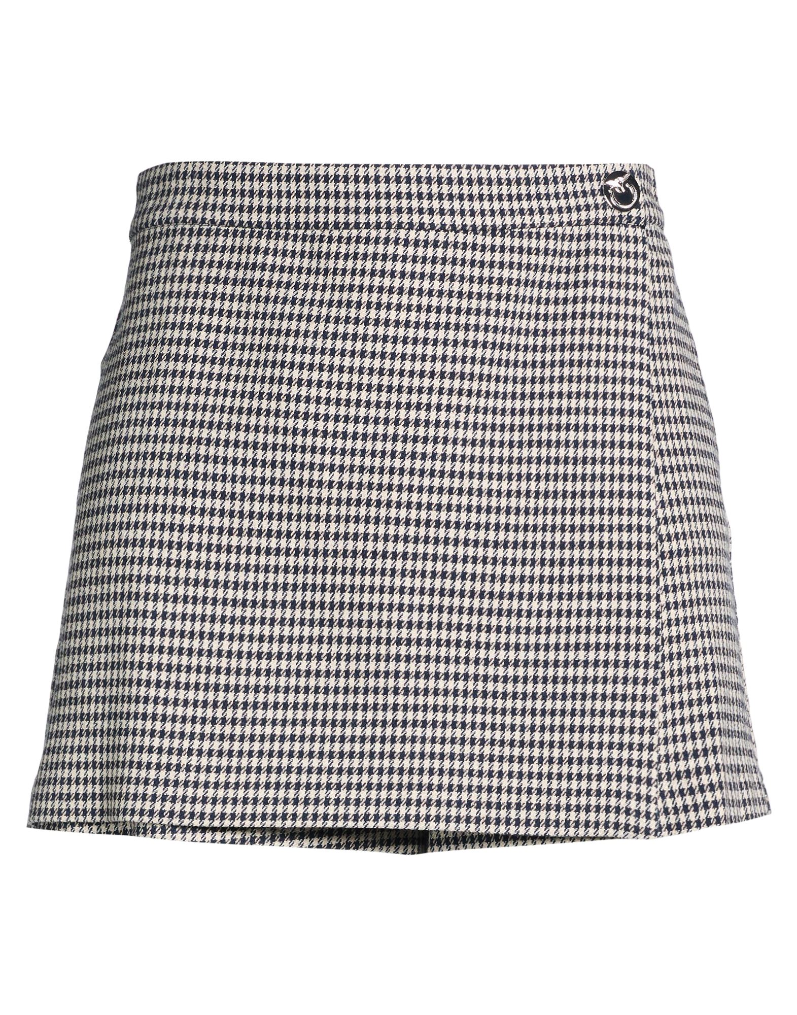 PINKO Shorts & Bermudashorts Damen Nachtblau von PINKO