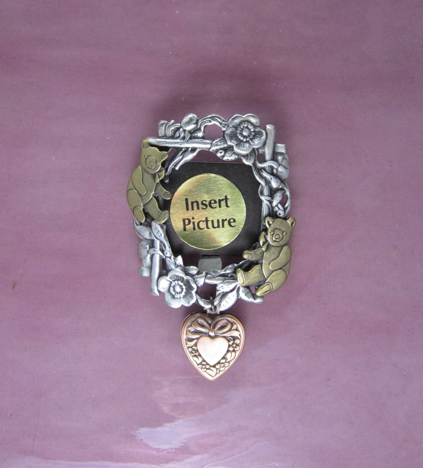 Oma Ist Wenig Liebling Picture Frame Brosche von PINSwithPERSONALITY