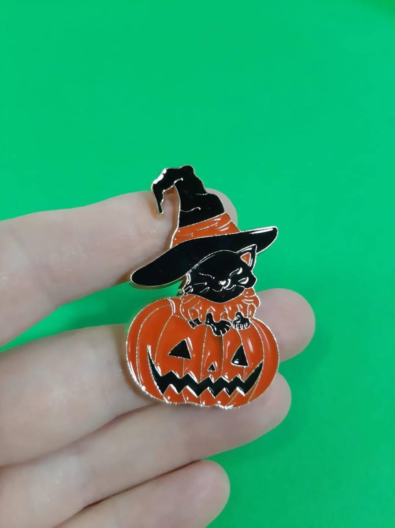 Halloween Thanksgiving Kürbis Katze Zauberer Magie Zauberhut Hexenhut Pin Emailliert - Kostenloser Eu-Versand von PINandBUTTON