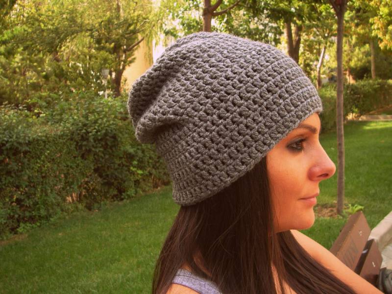 Graue Häkelbeanie - Warme Wintermütze von PIQI