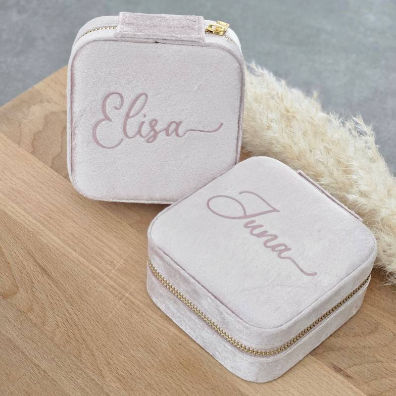 Personalisiertes Schmuckkästchen| Samtschmuckkästchen| Schmuckaufbewahrung Mit Namen| Reiseschmuckkästchen| Schmuckschatulle| Schmucketui von PLOTTSOMUCH