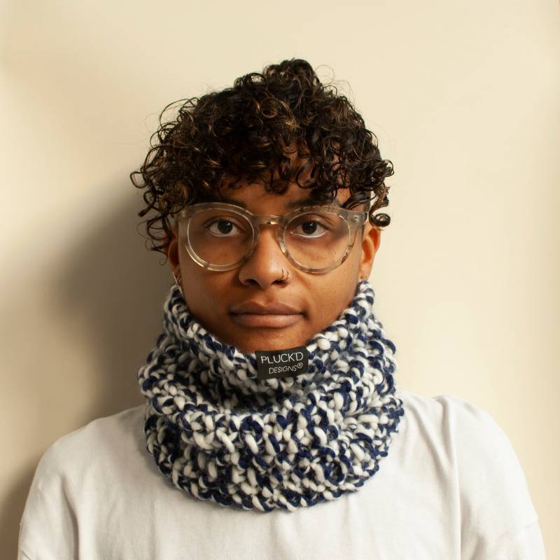 Unisex Erwachsene Reflektierende Grobstrick Moss Stitch Snug Snood von PLUCKDDESIGNS