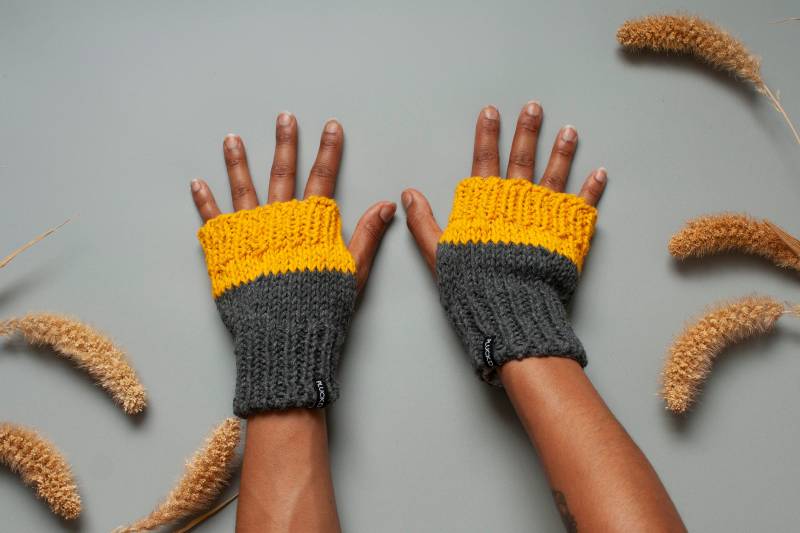 Reflektierende Fingerlose Armstulpen Für Erwachsene Zweifarbig von PLUCKDDESIGNS