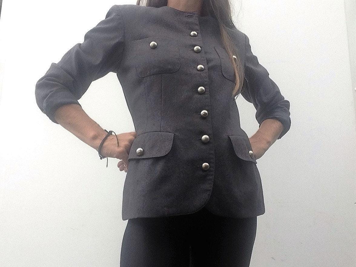 Cacharel Vintage Woll Jacke 1980Er Jahre | Grau Taillierter Blazer Mit Silber Metall Knöpfen Dünne Maßgeschneiderte Wolljacke Hergestellt in von PNBvintage