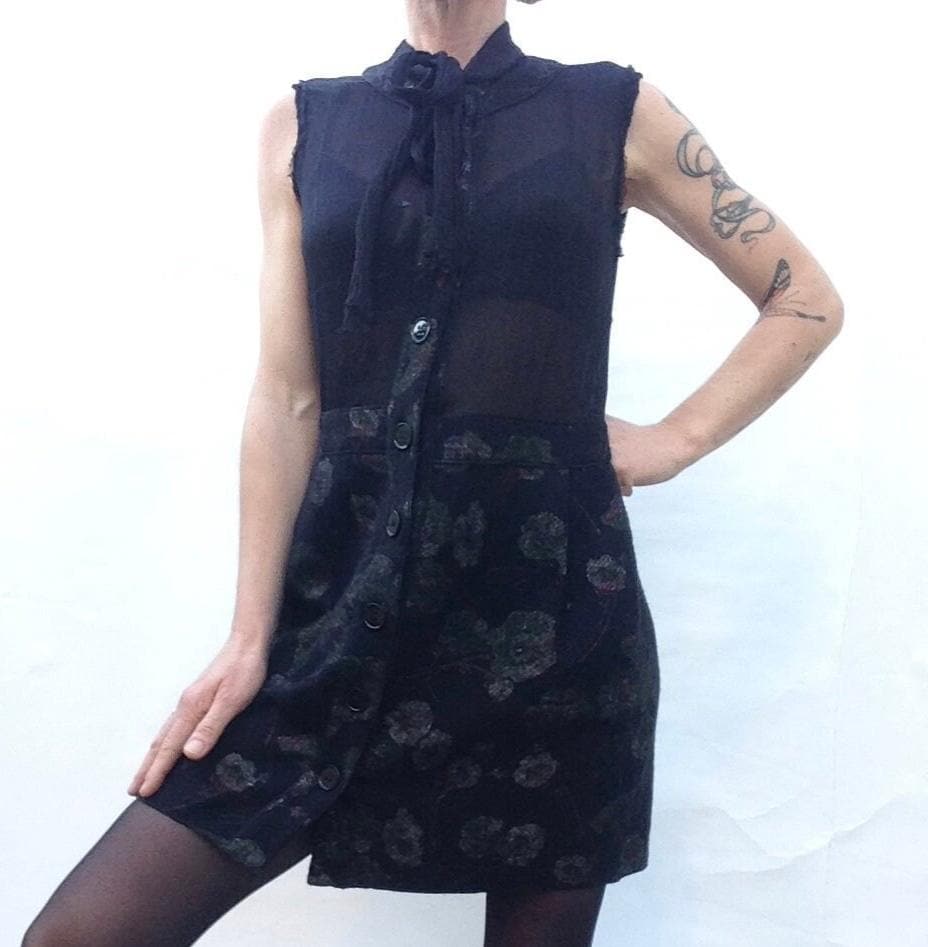 Dolce & Gabbana Vintage Blumen Kleid 1990Er Jahre | Transparent Seide/Wolle Schwarz/Grün/Pink Kurze Ärmel Winterkleid Grösse M/L von PNBvintage