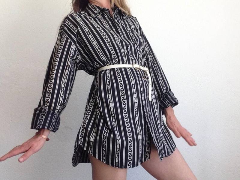 Moschino Jeans Vintage Monogramm Hemd 1990Er Jahre | Schwarz/Weiß Logo Print Shirt All Over Hergestellt in Italien Größe Xxl von PNBvintage