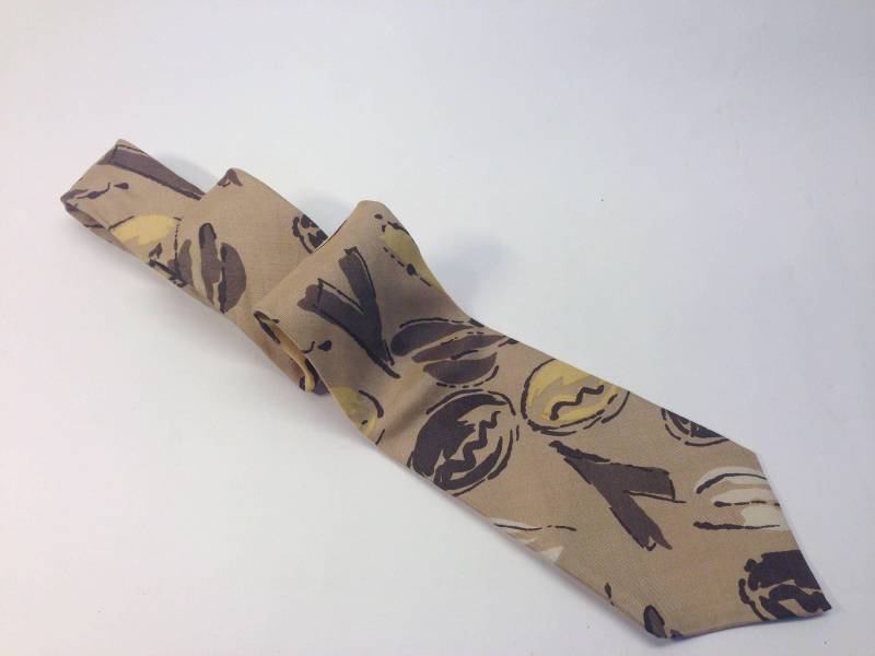 Paco Rabanne Vintage Seidenkrawatte 1980S | Abstrakte Muster Krawatte Beige Retro Designer Hergestellt in Frankreich Nr Paco Rabanne Vintage Seidenkrawatte 1980S | Abstrakte Muster Krawatte Beige Retro Designer Hergestellt in Frankreich Nr von PNBvintage