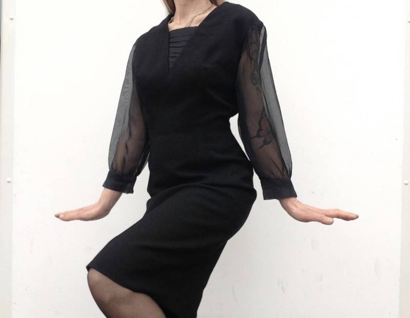 Vintage Etuikleid 1940Er Jahre | Schwarz Wolle & Seide Krepp Transparente Ärmeln Elegantes Abendkleid Hergestellt in Frankreich Grösse S/M von PNBvintage