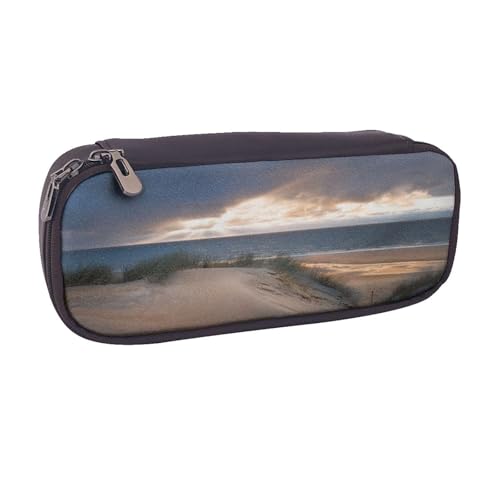 Federmäppchen aus Leder, großes Fassungsvermögen, Stranddünen-Druck, Doppelreißverschluss, Flip-Top-Stiftetui von POKIKKJH