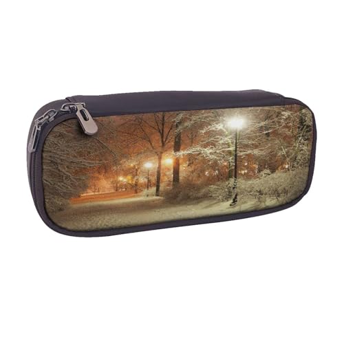 Federmäppchen aus Leder, großes Fassungsvermögen, Winterpark-Druck, Doppelreißverschluss, Flip-Top-Stiftetui von POKIKKJH