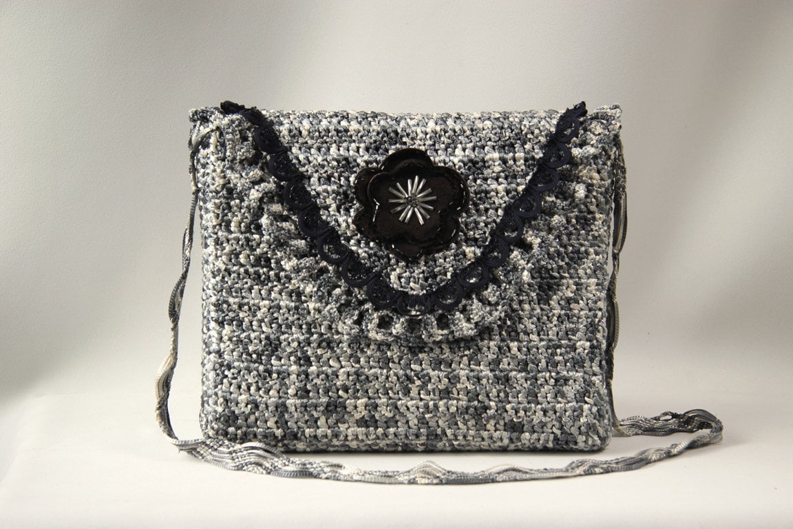 Kleine Strick Umhängetasche Für Frauen, Gestrickte Handgemachte Clutch Vomen's Abendtasche, Stricktasche Handgemachtes Geschenk Sie von POKLAZHA