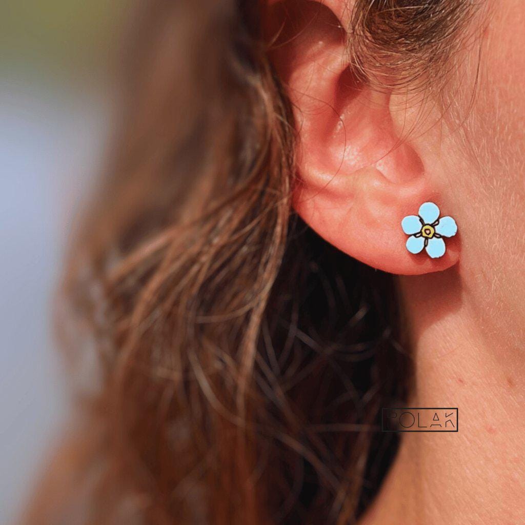 Vergissmeinnicht Holzohrringe - Handgefertigter Blumenschmuck von POLAKwoodCraft