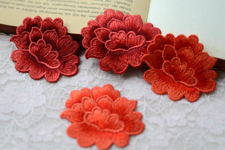 2 Stück Lace Appliques, Bestickte Blumen, Muster Für Hochzeits-Lieferungen, Brauthaar Kopfbedeckung 69-155 von POPOLace