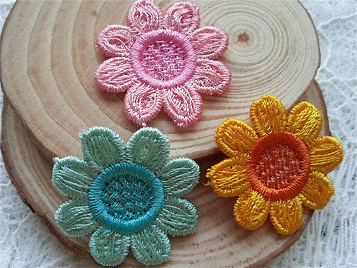 3 Farbe Rosa/Gelb/Grün Blumenapplikationen, Gestickte Blumen, Patches Für Hochzeit Zubehör, Nähen-Auf Flower(70-4 3 Farbe Rosa/Gelb/Grün Blumenapplikationen, Gestickte Blumen, Patches Für Hochzeit Zubehör, Nähen-Auf Flower(70-4 von POPOLace