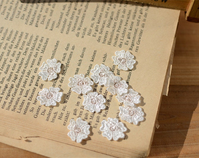 40 Stück Spitzenapplikationen, Gestickte Blumen, Patches Für Hochzeit Zubehör, Braut Haar Flower, Headpiece(69-66 von POPOLace