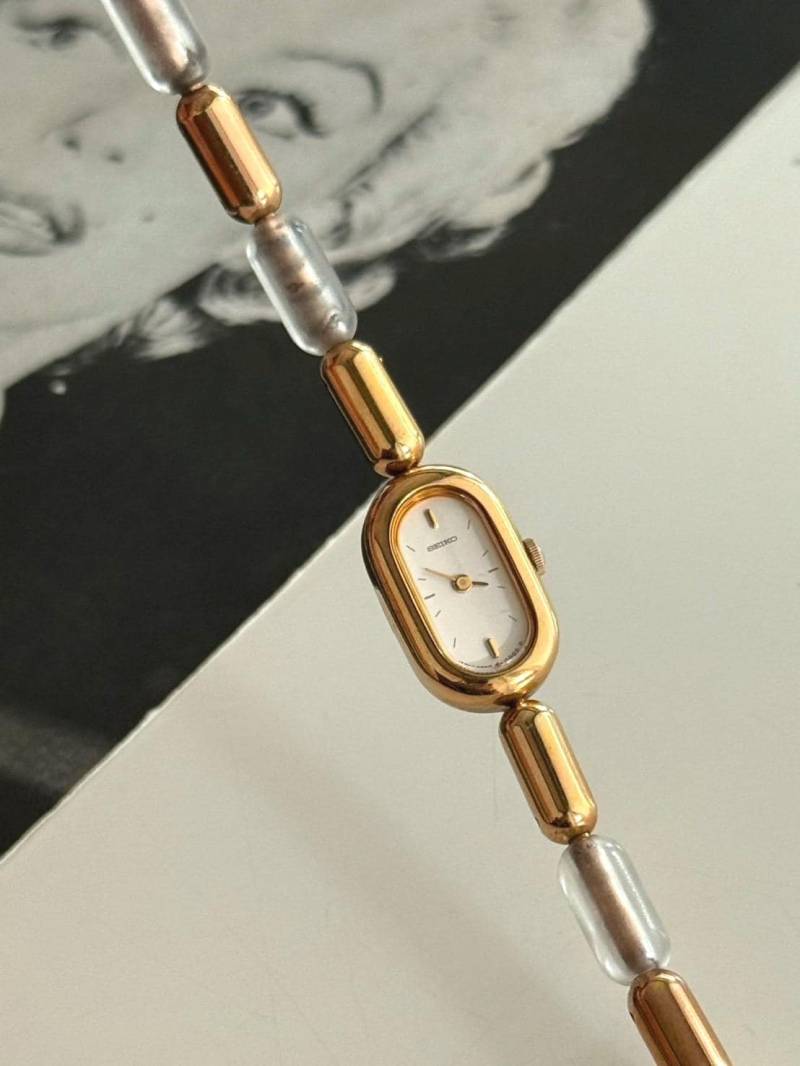 Seltene Seiko 90Er Jahre Capsule Desigh Armband Uhr Goldfarben, Japan Made, Quarzuhr, Damenuhr von POPTheCenturyTime