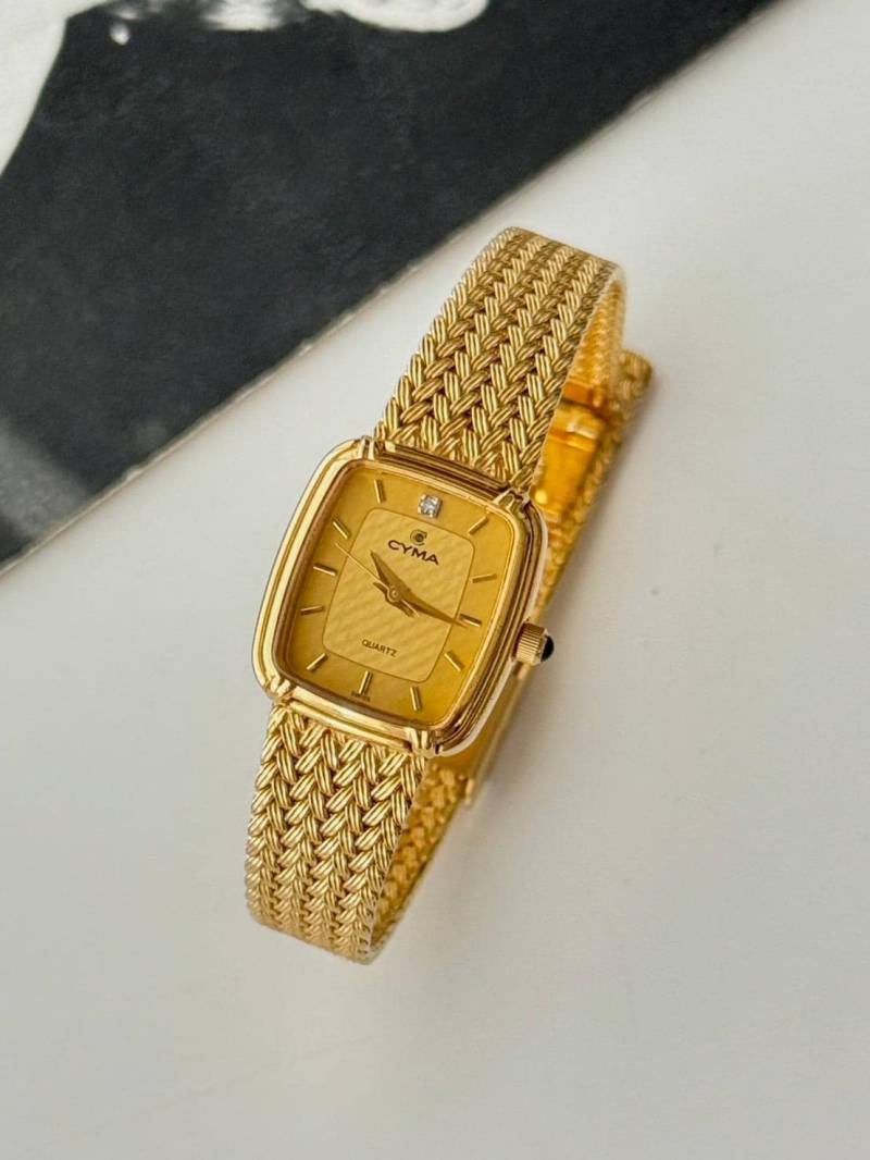 Vintage Cyma 90Er Jahre Goldton in Der Schweiz, Schweizer Uhr, Quarzuhr, Damenuhr von POPTheCenturyTime