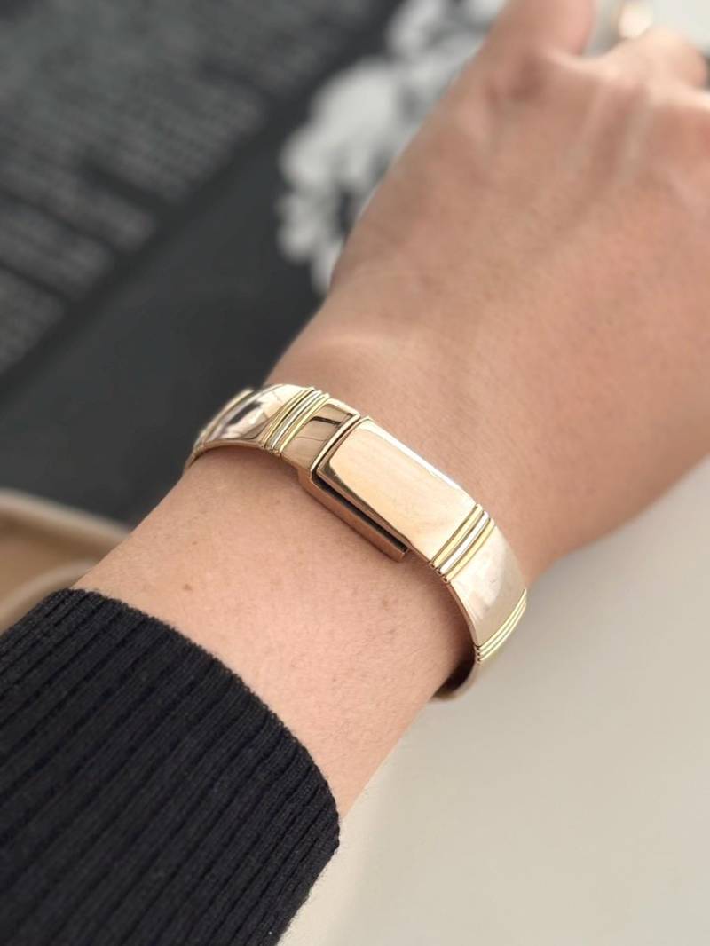 Vintage Mario Valentino Peek A Boo Japan Uhr Gold & Silber Ton Armband, Blattgold Design von POPTheCenturyTime