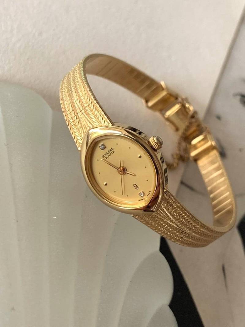 Vintage Sunlord Schmuck Uhr Goldton Japan Made Quarzuhr von POPTheCenturyTime