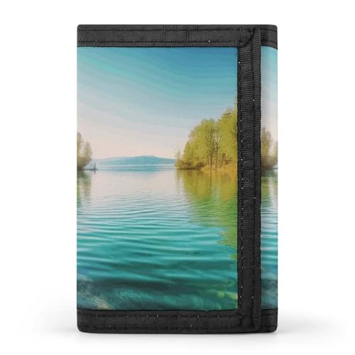 POTSCBVW Clean Water Lake Landscape Wallet Compact Trifold Wallet with Keychain Lightweight & Durable Purse for Outdoor, Style, One Size, Classic von POTSCBVW
