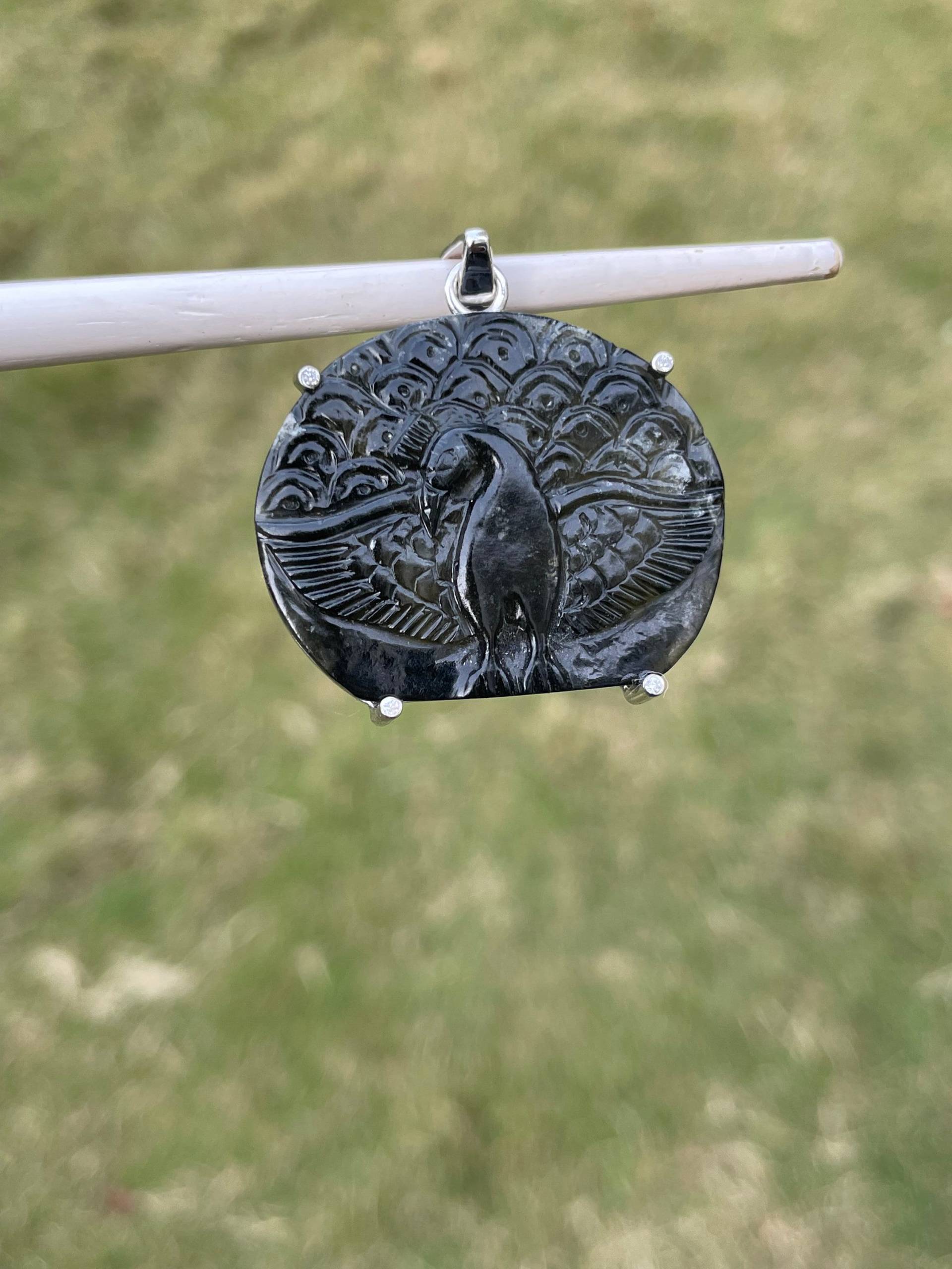Handgefertigter Edelstein Pfau Anhänger - Silber Nephrit Jade Schnitzerei Geschenk Für Sie Handgefertigter Edelstein Pfau Anhänger - Silber Nephrit Jade Schnitzerei Geschenk Für Sie von PPGEMSANDHANDICEAFT