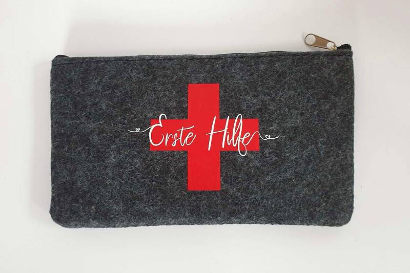 Kleine Erste Hilfe Tasche Aus Filz 18x10 cm | Personalisiert Mit Wunschtext Für Pflaster Etc. Filz-Notfall-Tasche Geschenk von PRESENTERIEde