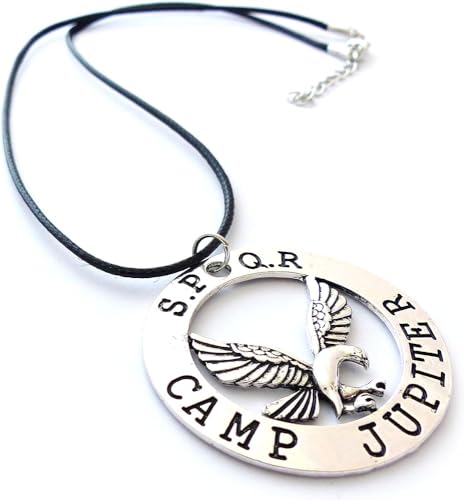 PRINCESS CUTENESS STORE Percy Jackson SPQR Eagle Camp Jupiter Silberfarbener Anhänger schwarze Kordel Halskette PRINCESS CUTENESS STORE Percy Jackson SPQR Eagle Camp Jupiter Silberfarbener Anhänger schwarze Kordel Halskette von PRINCESS CUTENESS STORE