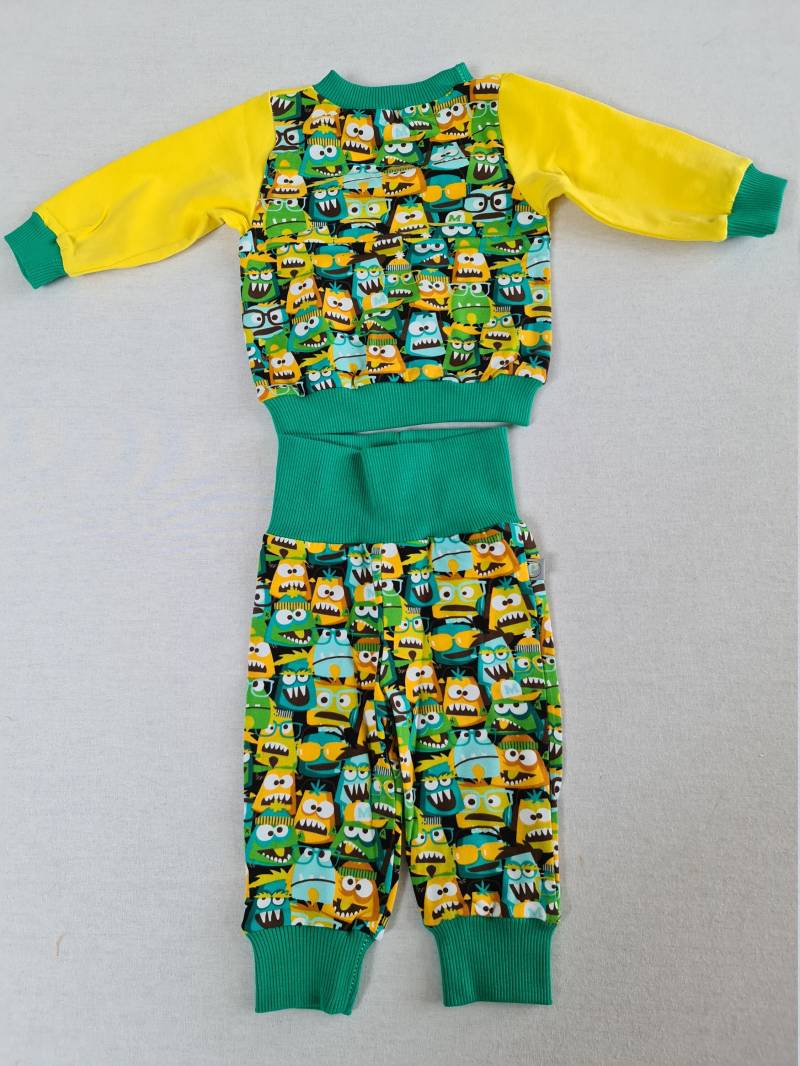 Baby Set, Bestehend Aus Pullover Und Hose, Passend Bei Gr. 56 von PRIPImade