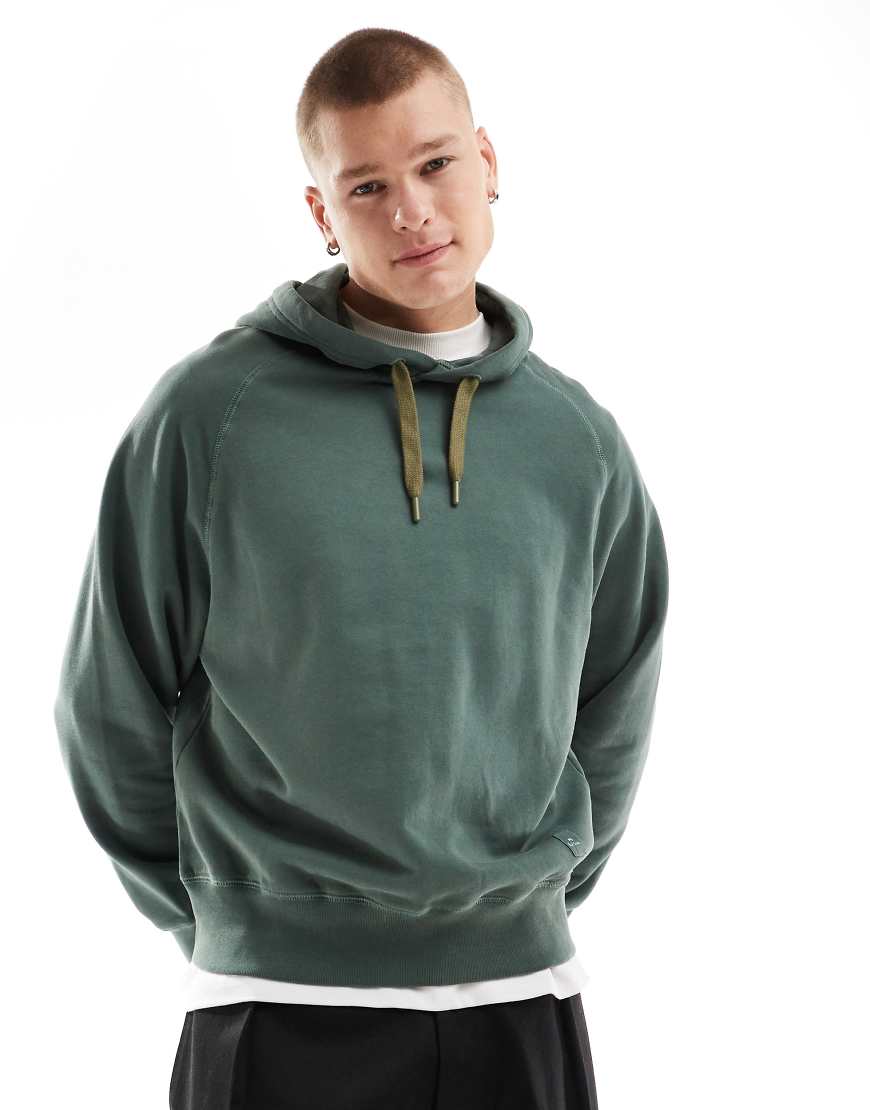 PS Paul Smith - Kapuzenpullover in verwaschenem Grün mit normalem Schnitt und Logo von PS Paul Smith
