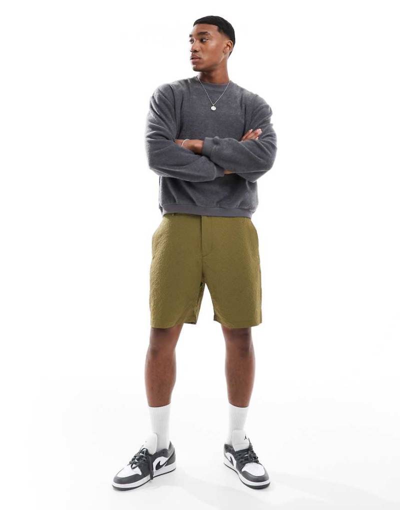 PS Paul Smith - Kurze Seersucker-Shorts in Khaki-Grün von PS Paul Smith