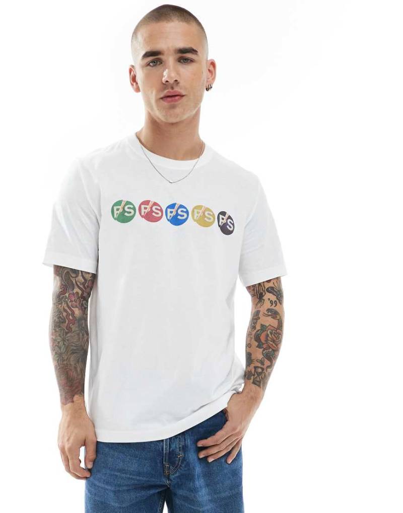 PS Paul Smith - Regular Fit T-Shirt in Weiß mit sich wiederholendem „PS"-Logo von PS Paul Smith