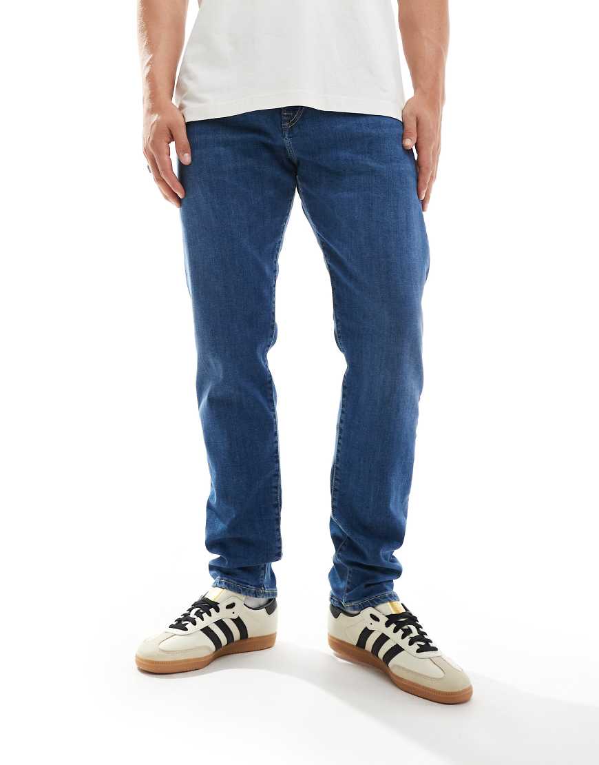 PS Paul Smith - Schmal zulaufende Jeans in mittelblauer Waschung von PS Paul Smith
