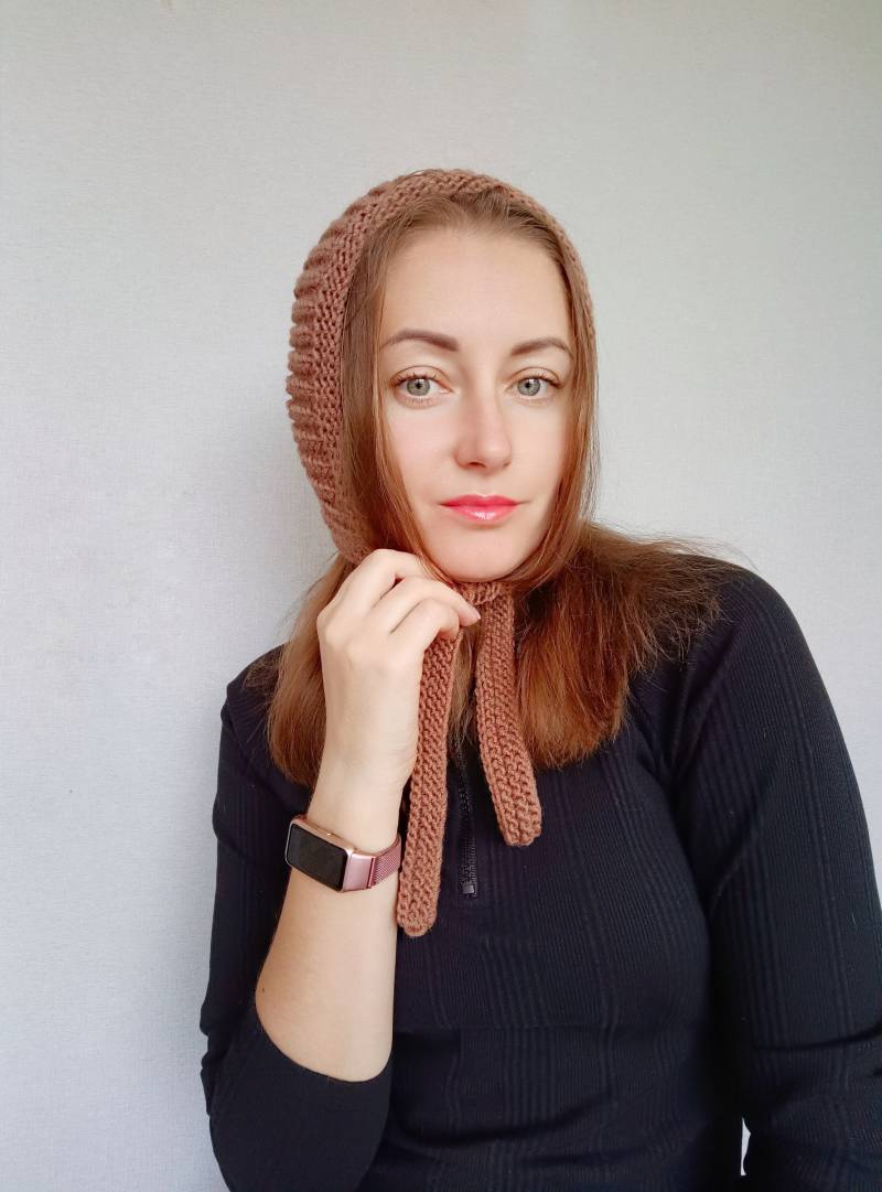 Fliegermütze Damenmütze/Gestrickte Haube Mit Bindebändern Damen Beanie Gehäkelte Mütze Aus Wolle Trendige Geschenk Für Freundin von PSKnitsShop