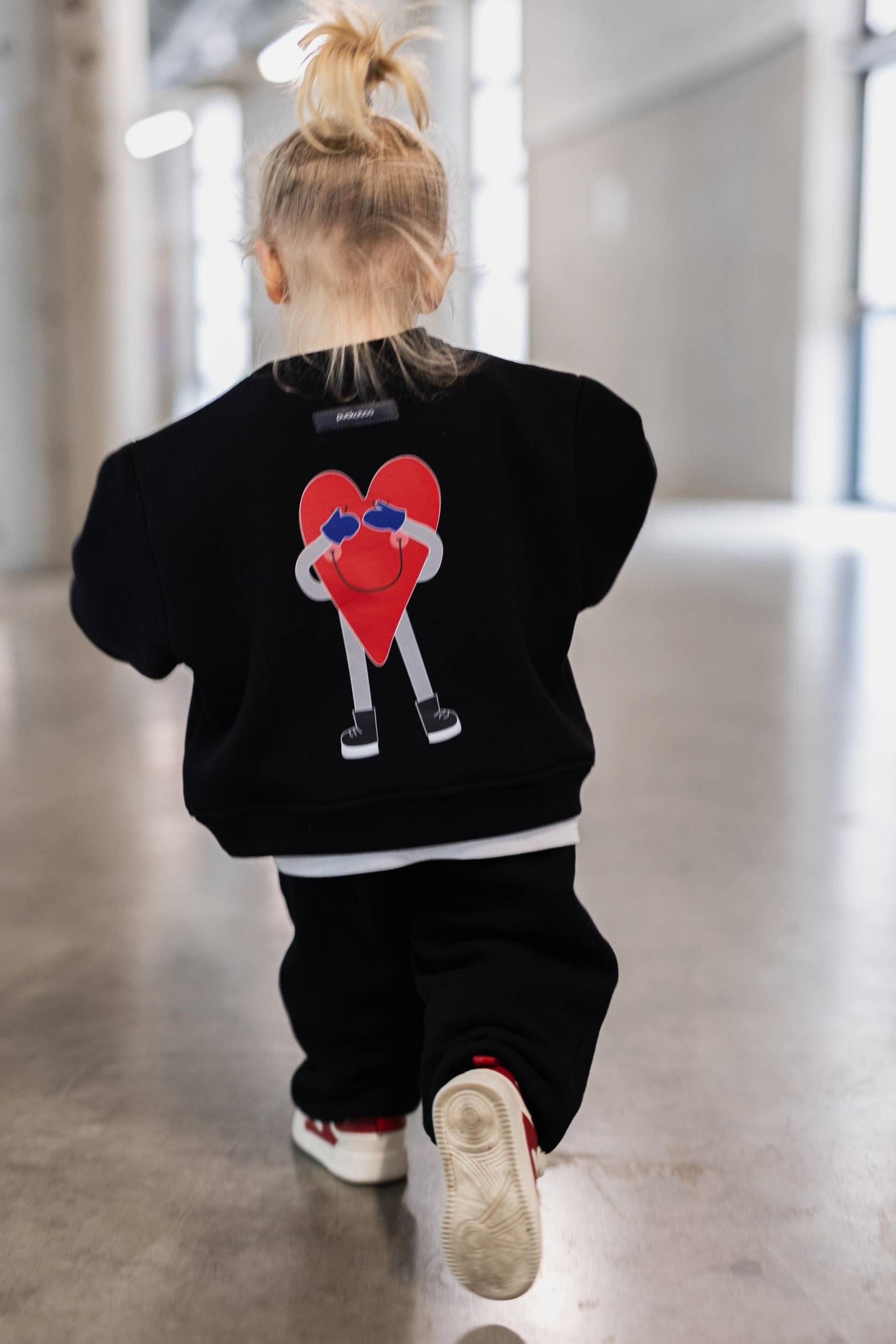 Puckaboo The Ice Peek Set Premium Eishockey Kinder Sweatshirt + Hose 1-8 Jahre- Für Fans Und Spieler - Geschenk Liebhaber von PUCKABOOcustom