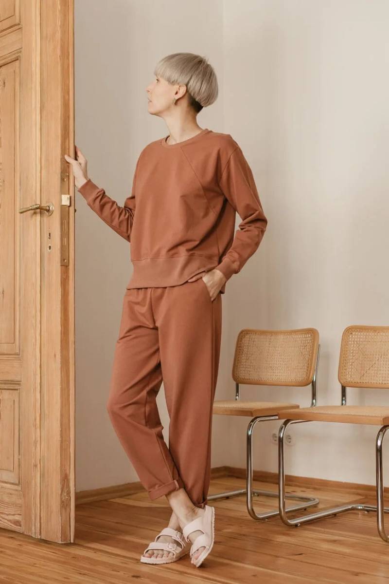 Cognacfarbene Baumwoll Strick Jogginghose Oversized Pumphose Stay Home von PULPAdesign