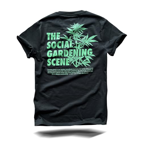 The Social Gardening Scene T-Shirt – Schwarz | Urban Gardening & Nachhaltigkeit | Handbedruckt im Siebdruck | Hochwertige Streetwear | Unisex & umweltfreundlich | S bis 3XL | XL The Social Gardening Scene T-Shirt – Schwarz | Urban Gardening & Nachhaltigkeit | Handbedruckt im Siebdruck | Hochwertige Streetwear | Unisex & umweltfreundlich | S bis 3XL | XL von PULVER & BLEI