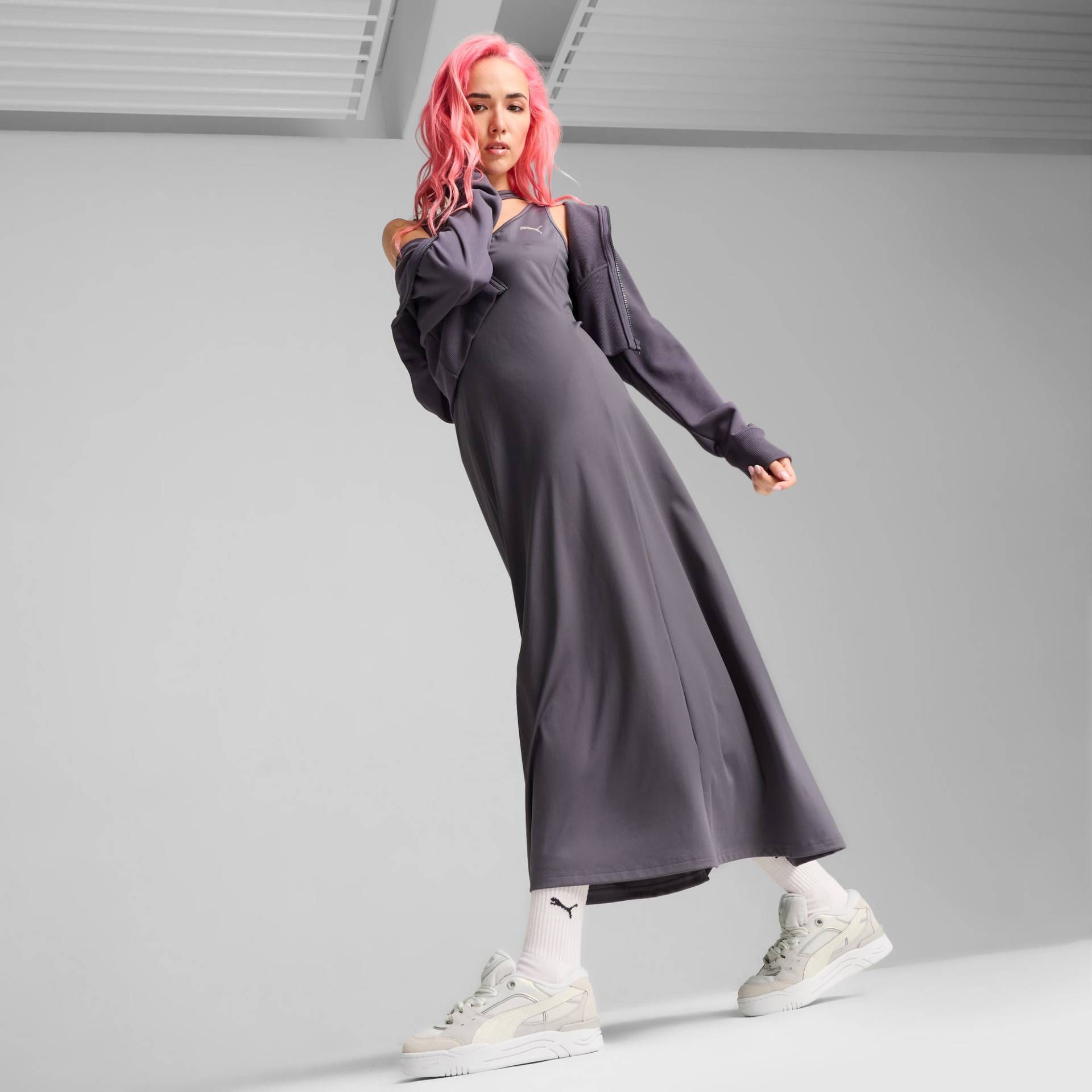 PUMA DARE TO Maxikleid Damen, Grau, Größe: L, Kleidung von PUMA