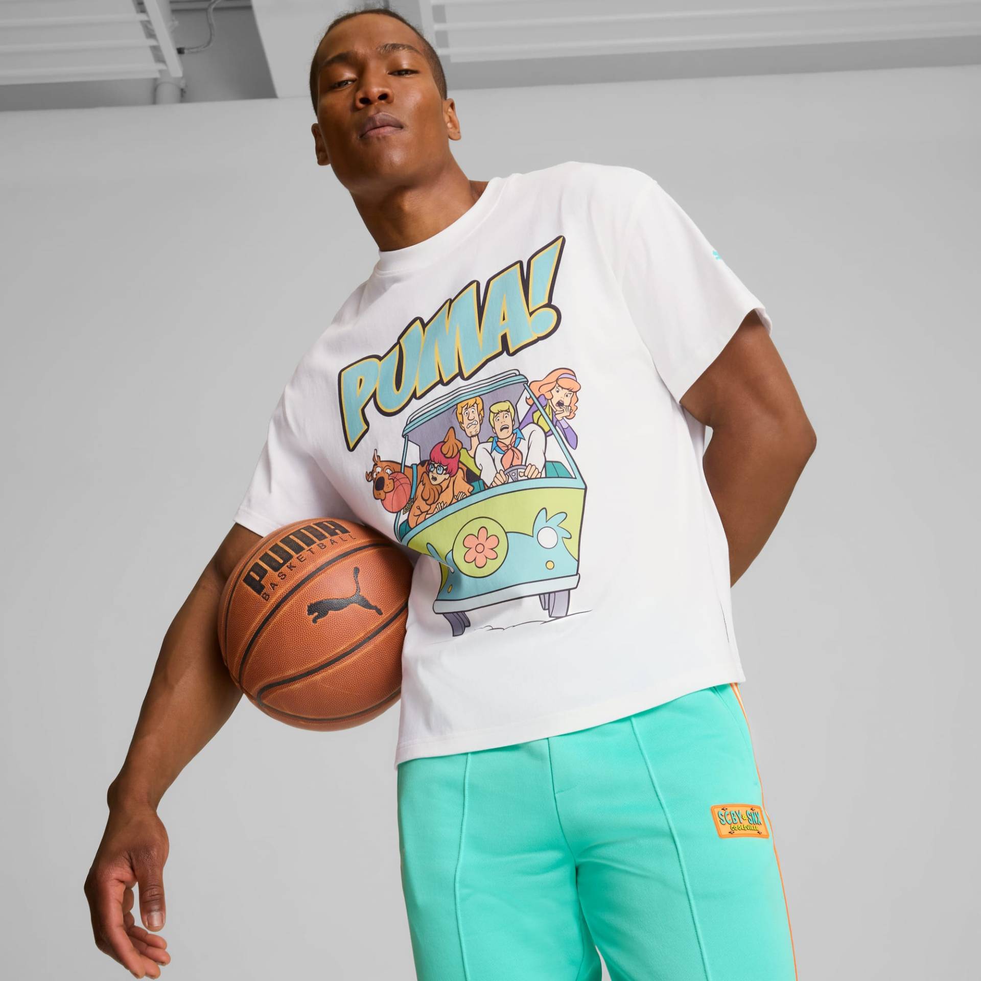 PUMA HOOPS x SCOOBY DOO T-Shirt Herren, Weiß, Größe: 4XL, Kleidung von PUMA