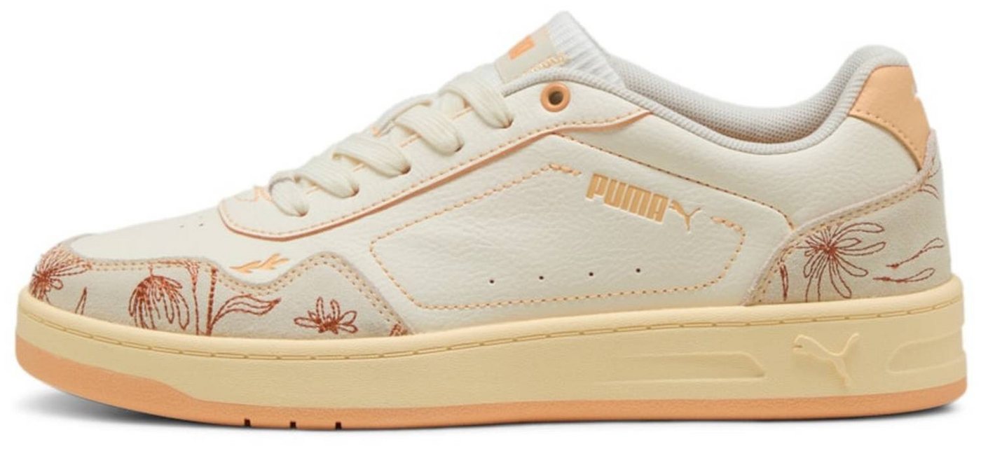 PUMA Puma Court Classy Crafted Flowers Warm White-Almost Apricot Sneaker von PUMA