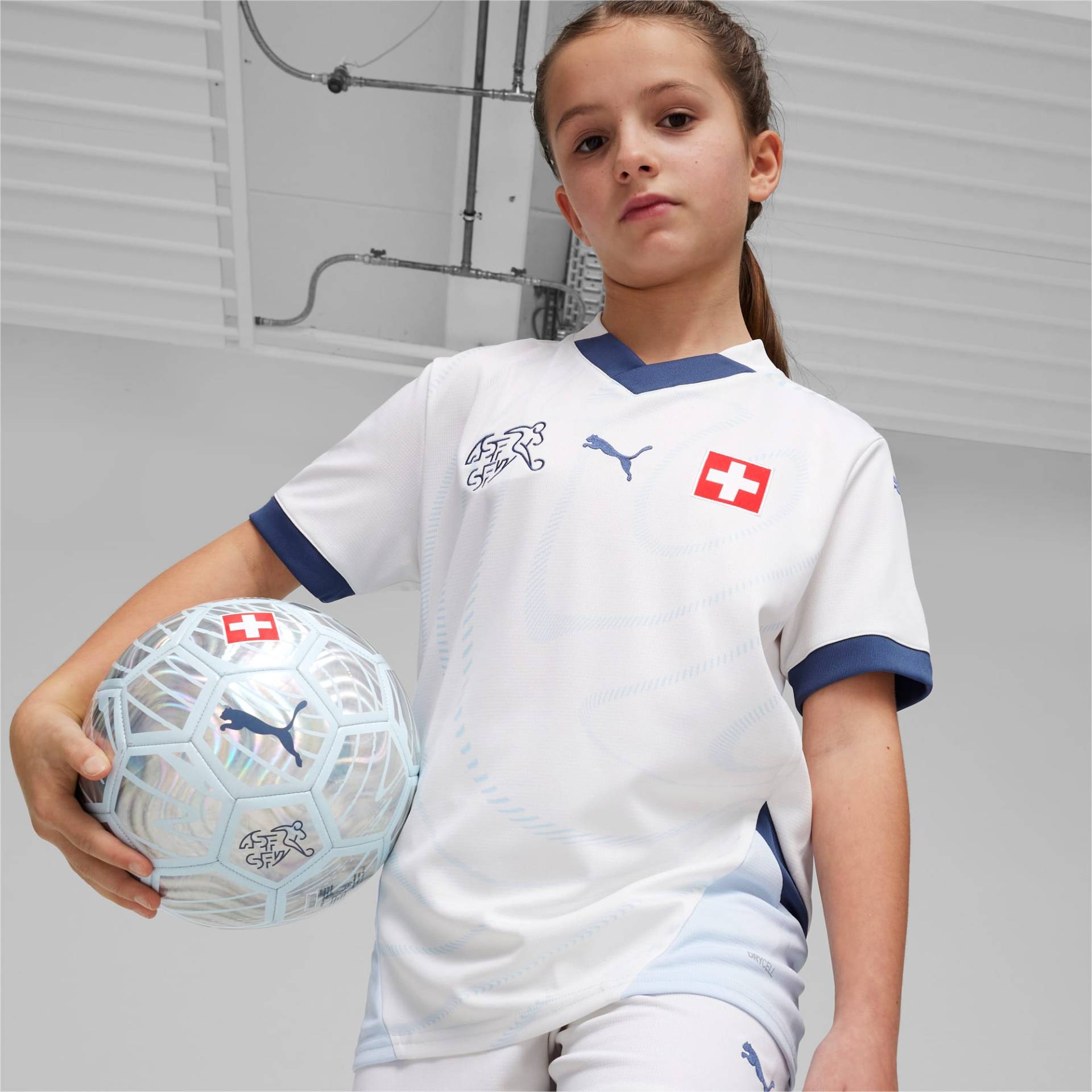 PUMA Schweiz 2024 Fußball Auswärtstrikot Teenager Für Kinder, Weiß/Blau, Größe: 116, Accessoires von PUMA
