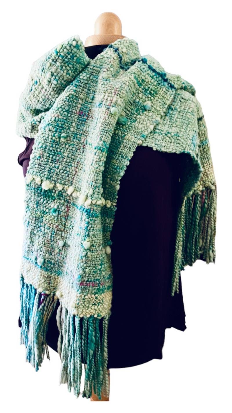 Handgewebter Schal Aus Luxuriöser Handgesponnener Wolle in Mint-Türkis von PURPURmni