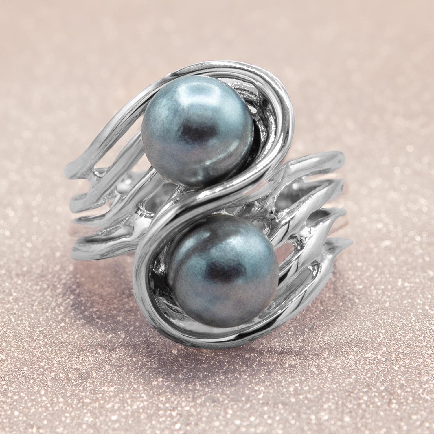 1970S Grau Perlenring 18K Vergoldete Silberperlen Antike Frauenringe 1970S Grau Perlenring 18K Vergoldete Silberperlen Antike Frauenringe von PVDVintageJewelry