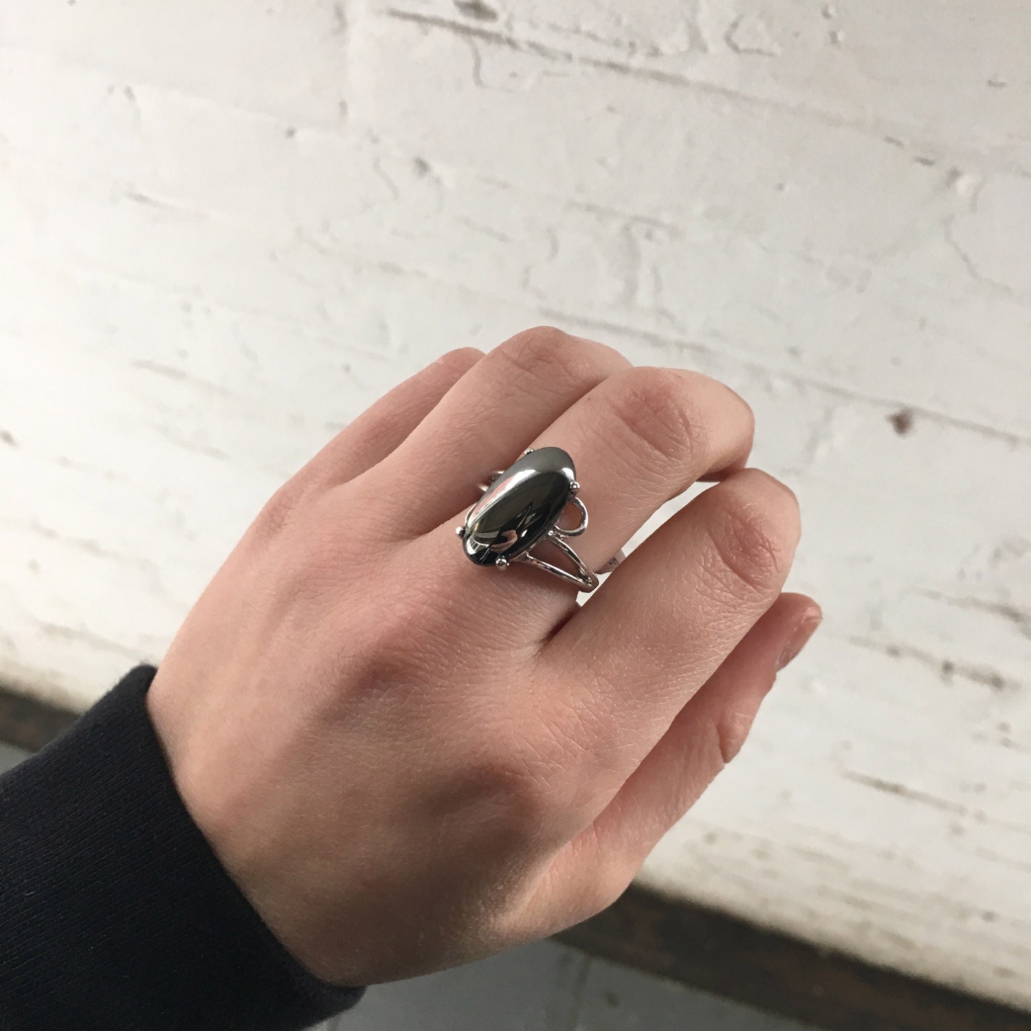 Vintage 1970Er Jahre Hämatit Cocktail Ring 18K Vergoldet Silber Schwarz Stein Antik Schmuck Für Frauen Vintage 1970Er Jahre Hämatit Cocktail Ring 18K Vergoldet Silber Schwarz Stein Antik Schmuck Für Frauen von PVDVintageJewelry