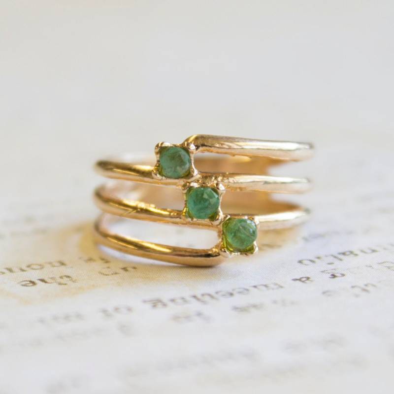 Vintage 750Er Gold Smaragd Ring Antikes Stapelband Vintage 750Er Gold Smaragd Ring Antikes Stapelband von PVDVintageJewelry