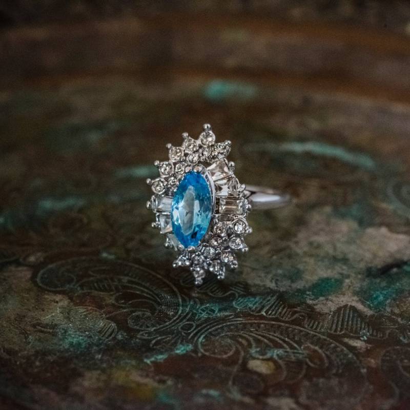Vintage Aquamarin Kristall Ring 1970S Cocktail Ring, 18K Hge Vintage Aquamarin Kristall Ring 1970S Cocktail Ring, 18K Hge von PVDVintageJewelry